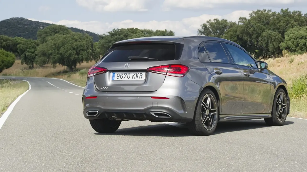 El Clase A de Mercedes Benz se vende con silueta hatch o sedán.