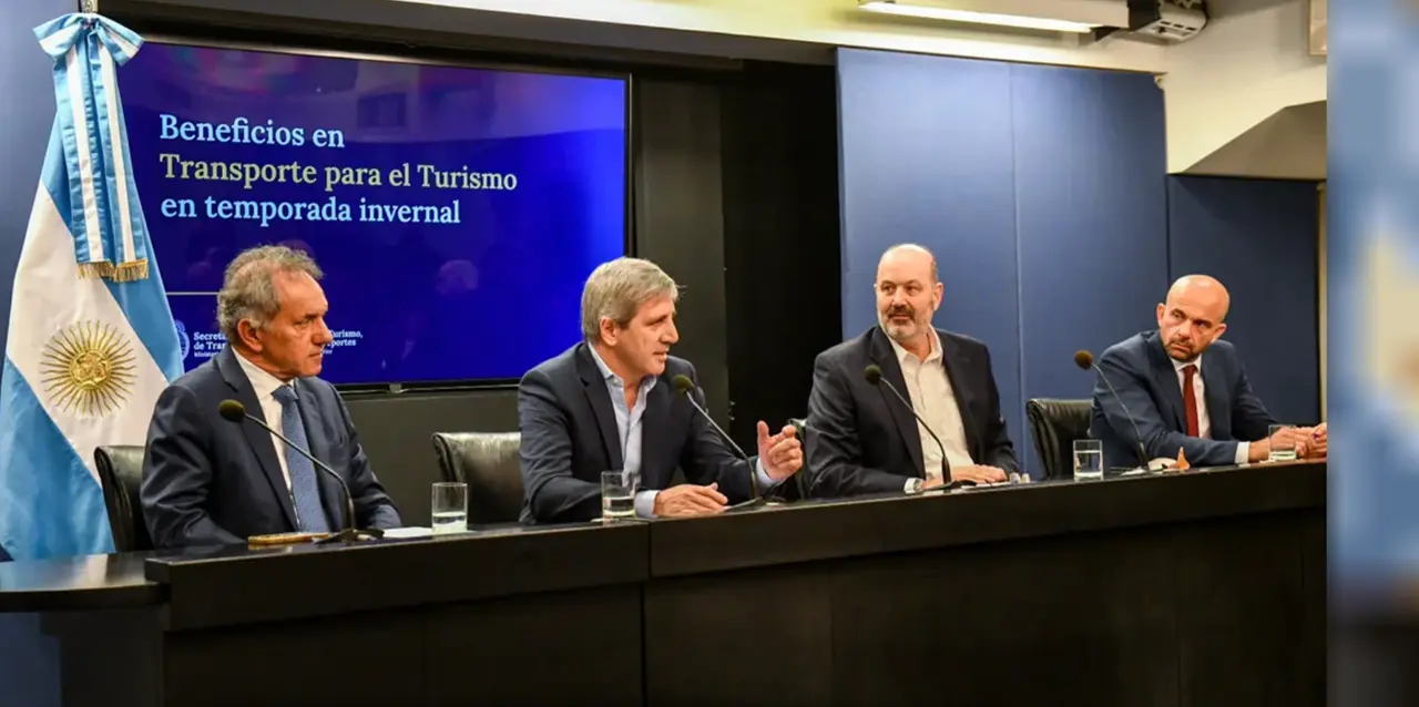 Los referentes del Gobierno iniciaron el proceso de desregulación aerocomercial