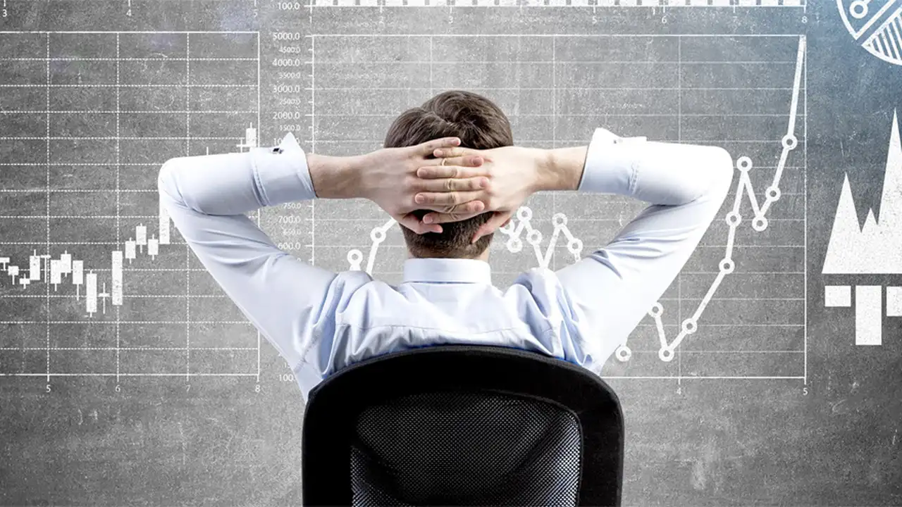 ¿Por qué es importante especializarse para triunfar en los negocios?