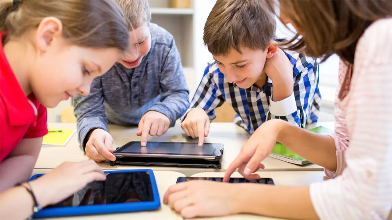 Programación para todos y todas: cómo es el proyecto para crear "Escuelas 4.0" en todo el país