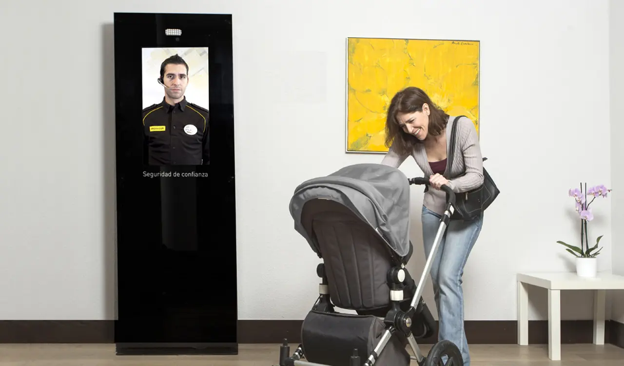 La clase media cree en los tótems: con uso de vigilancia virtual, reduce hasta 75% gastos de seguridad en expensas