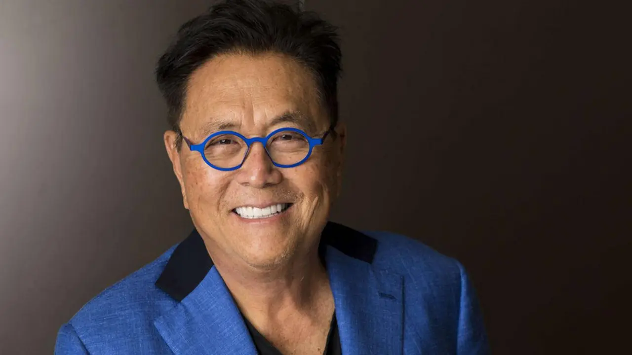 La estrategia de inversión de Kiyosaki, centrada en metales y criptomonedas, alcanzó ganancias récord en 2025