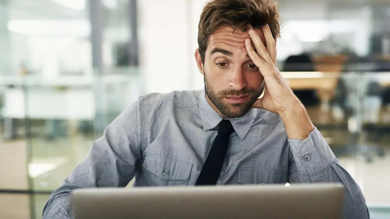 La pregunta tras el brutal desplome del Bitcoin: en Argentina, ¿hay más gente vendiendo o comprando?