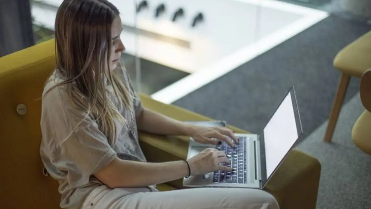 Estudiá "gratis" para un trabajo con sueldazo: así podés acceder a una de las carreras con mayor salida laboral