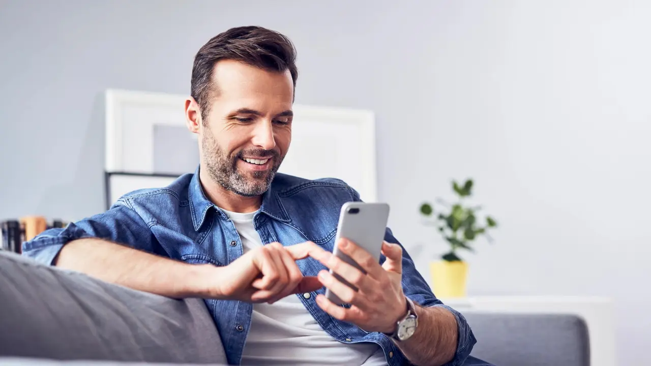 Para hacer plata y buenos negocios: ¿qué actividad ya mueve más dólares que la música y el cine juntos?