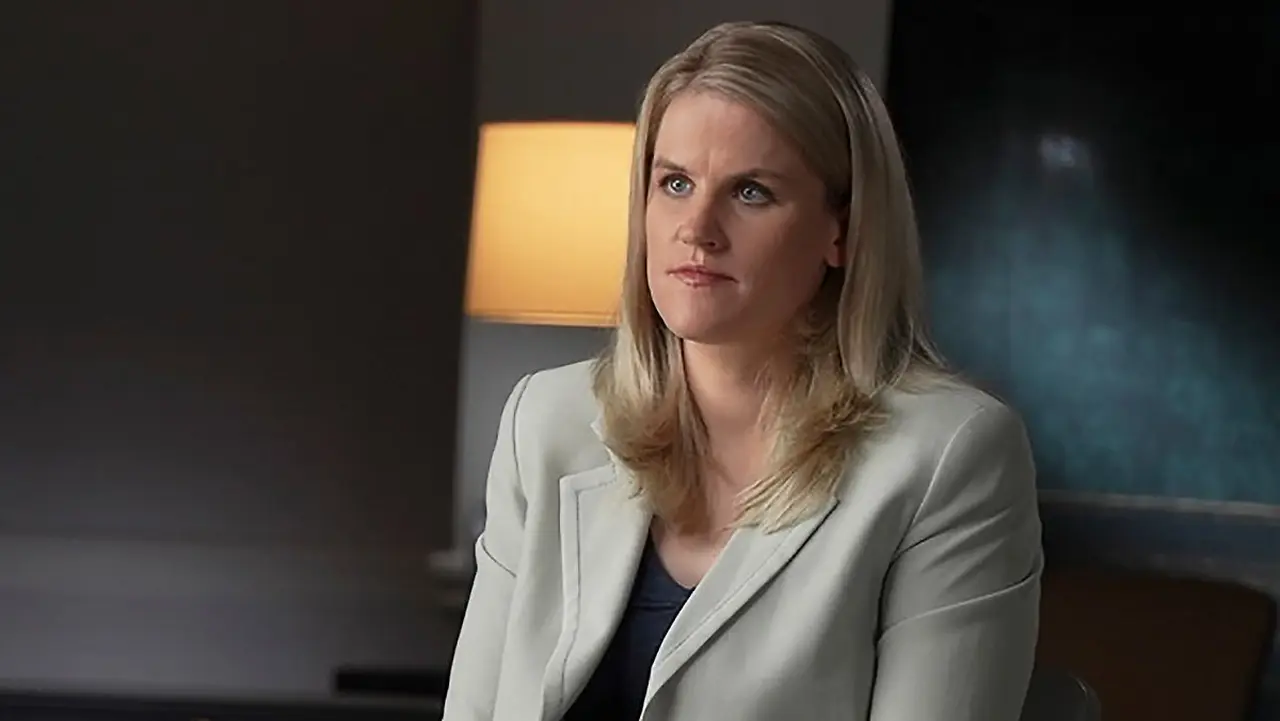 Ex empleada de Facebook: "La compañía oculta información al público y a los gobiernos"