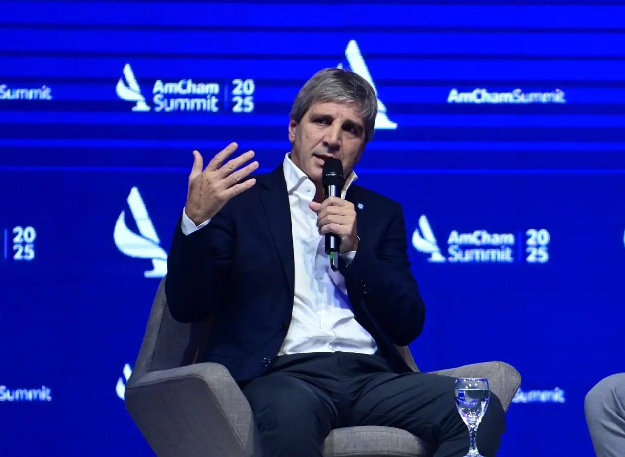 Tras la derrota de LLA, Caputo definió como una "ridiculez" realizar elecciones cada dos años