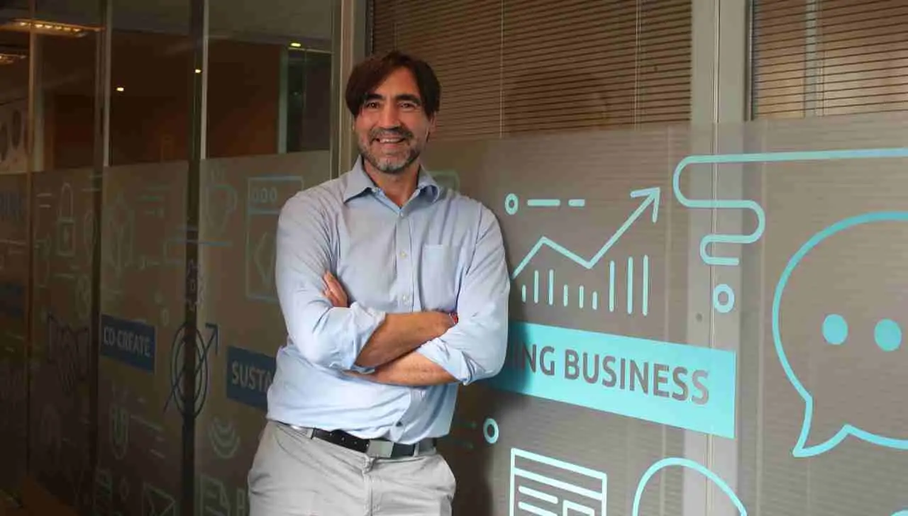 Epidata lanza curso gratuito de IA para estudiantes, emprendedores y mayores de 50: cómo inscribirse