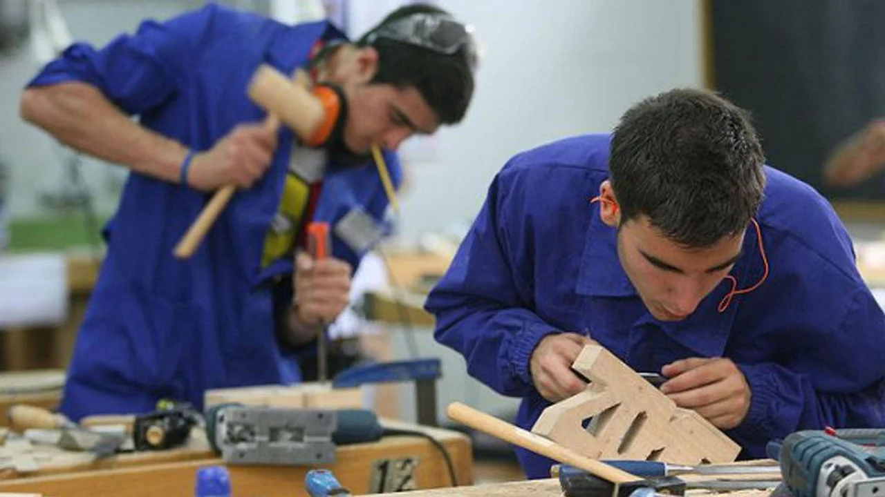 Empleo joven con 20% de desocupación, el triple del mercado general