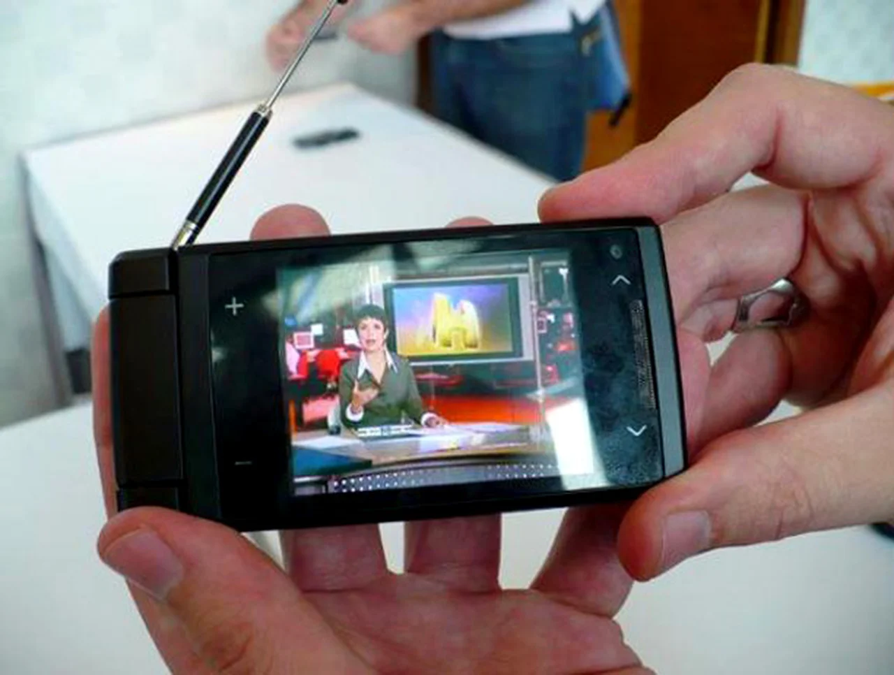 Avanza la TV digital abierta y ahora se puede recibir en los celulares