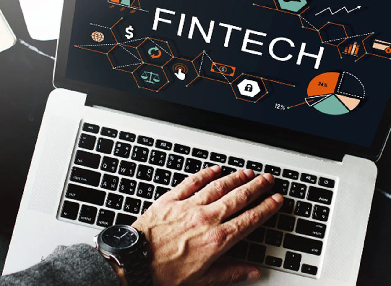 Efecto "fintech": la banca tradicional enfrenta el dilema de convertirse en digital o morir