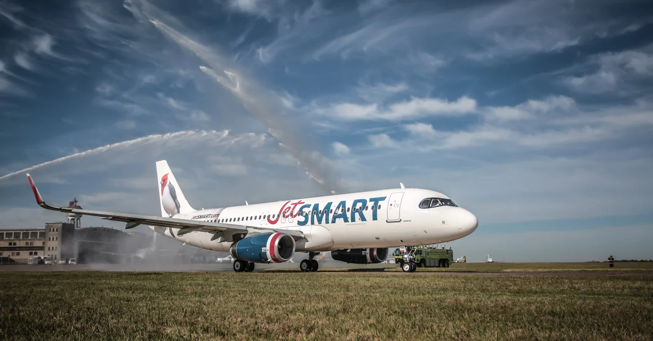 Atención usuarios de JetSmart: por medidas gremiales, más de 2.000 pasajeros se quedaron sin vuelos