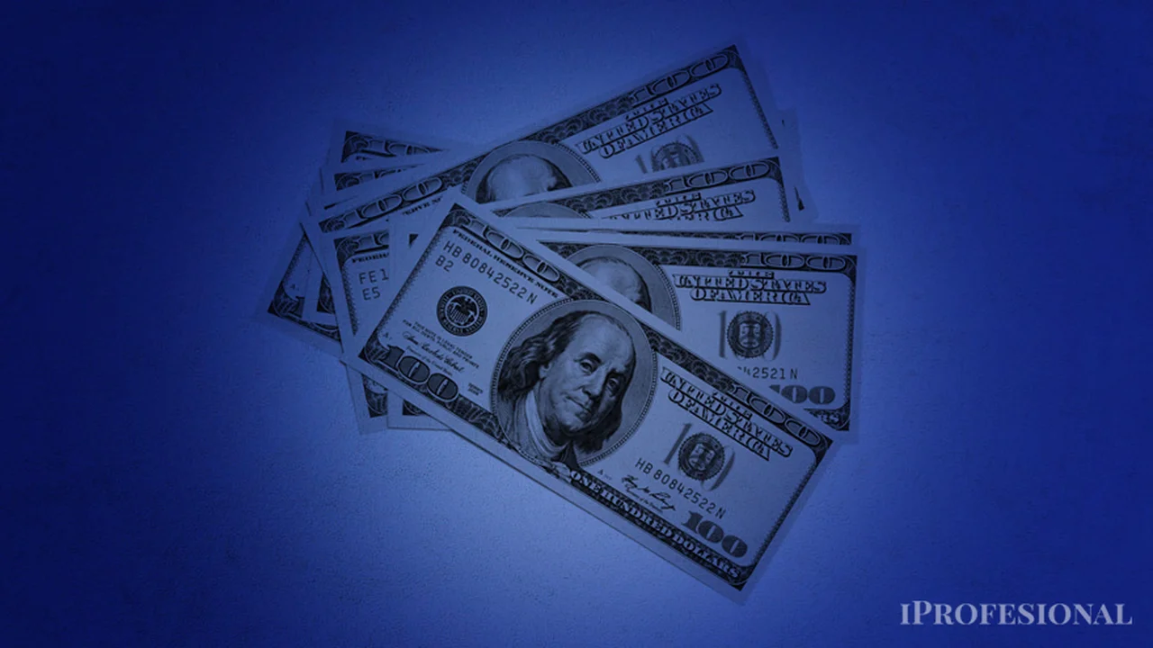 Dólar hoy | Tras el feriado, el blue avanzó dos pesos y cerró a $308: qué pasó con los dólares financieros y el oficial