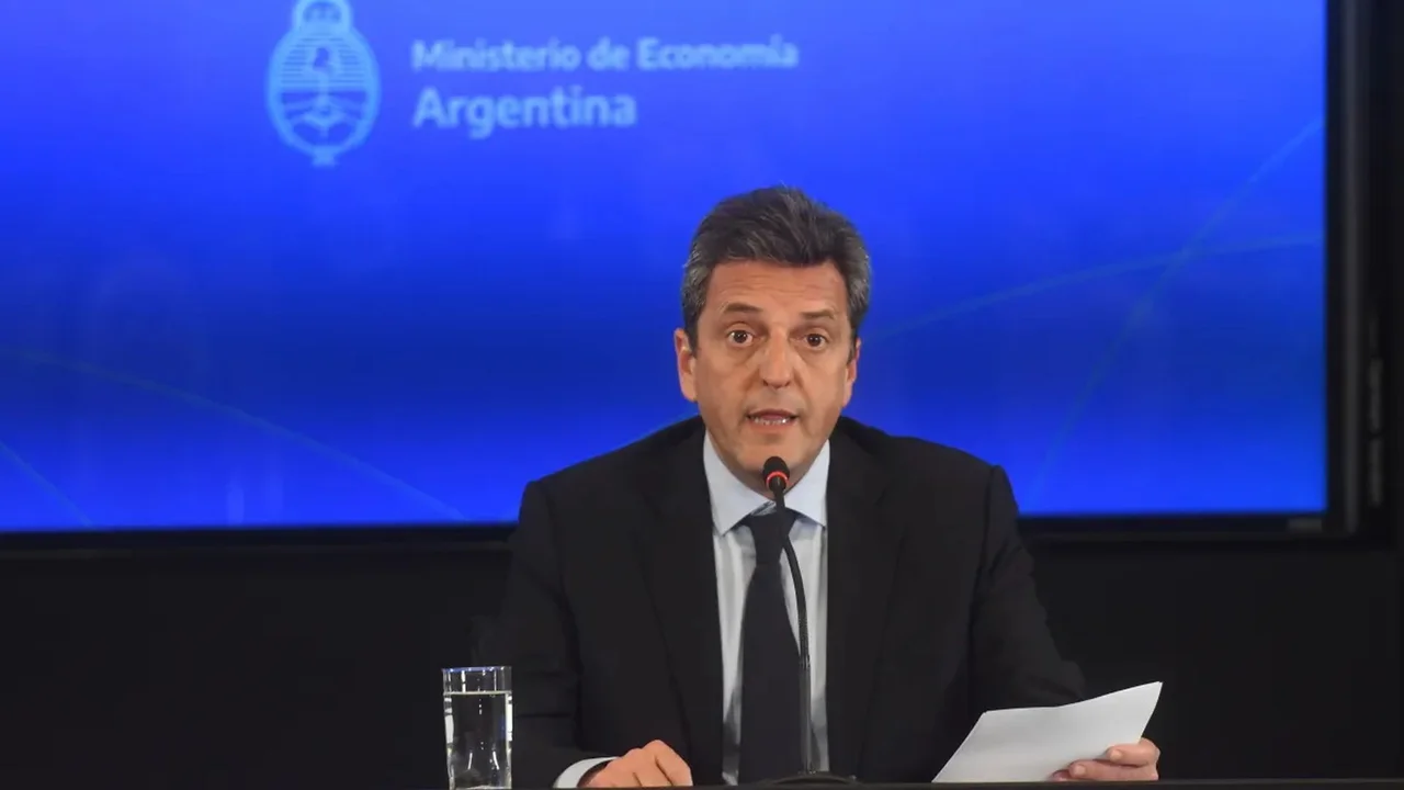 Sergio Massa anunció un proceso de recompra de la deuda externa por más de u$s1.000 millones