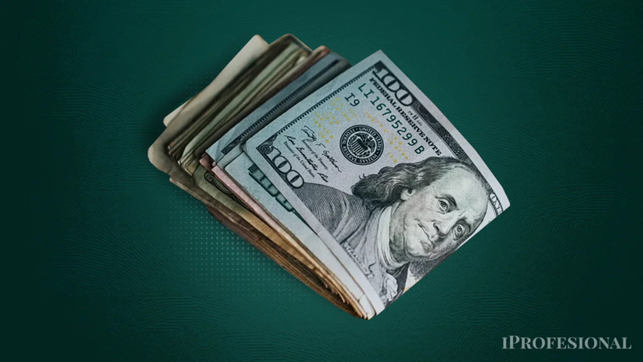 Cómo pedir la devolución del impuesto del 35% en la compra de dólar ahorro ante la AFIP
