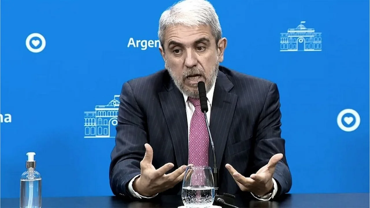"Los narcos han ganado", admitió Aníbal Fernández tras mensaje mafioso contra la familia Messi
