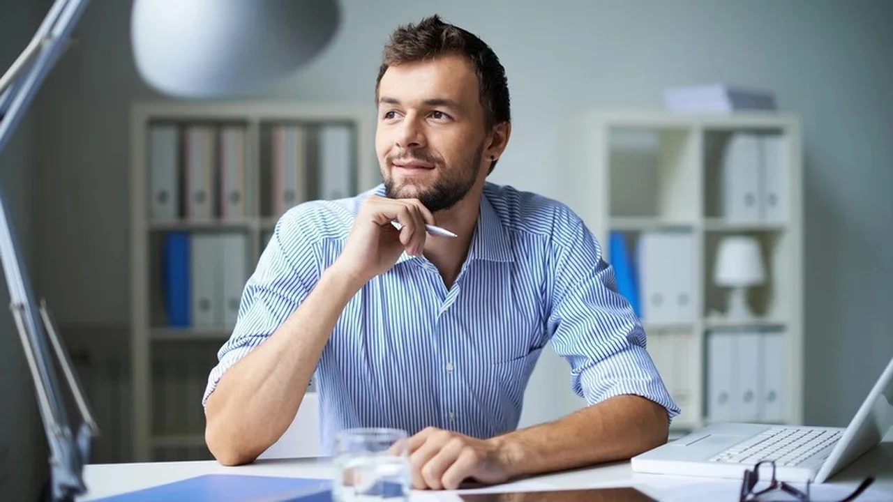 Empleo con mucha demanda y buenos sueldos: cuánto ganan los analistas de datos en 2025