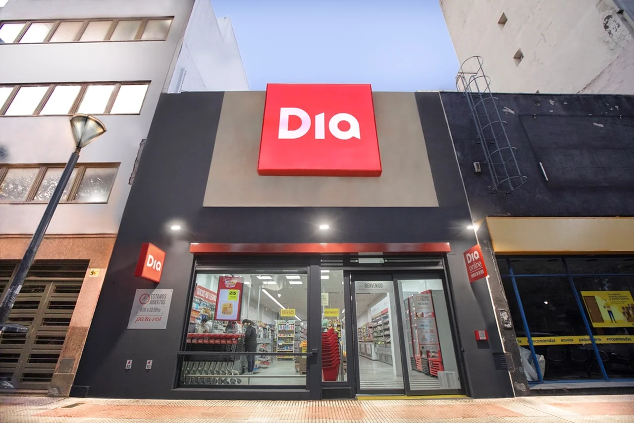 Supermercado Día lanzó descuentos sin tope de reintegro con Mercado Pago: las claves