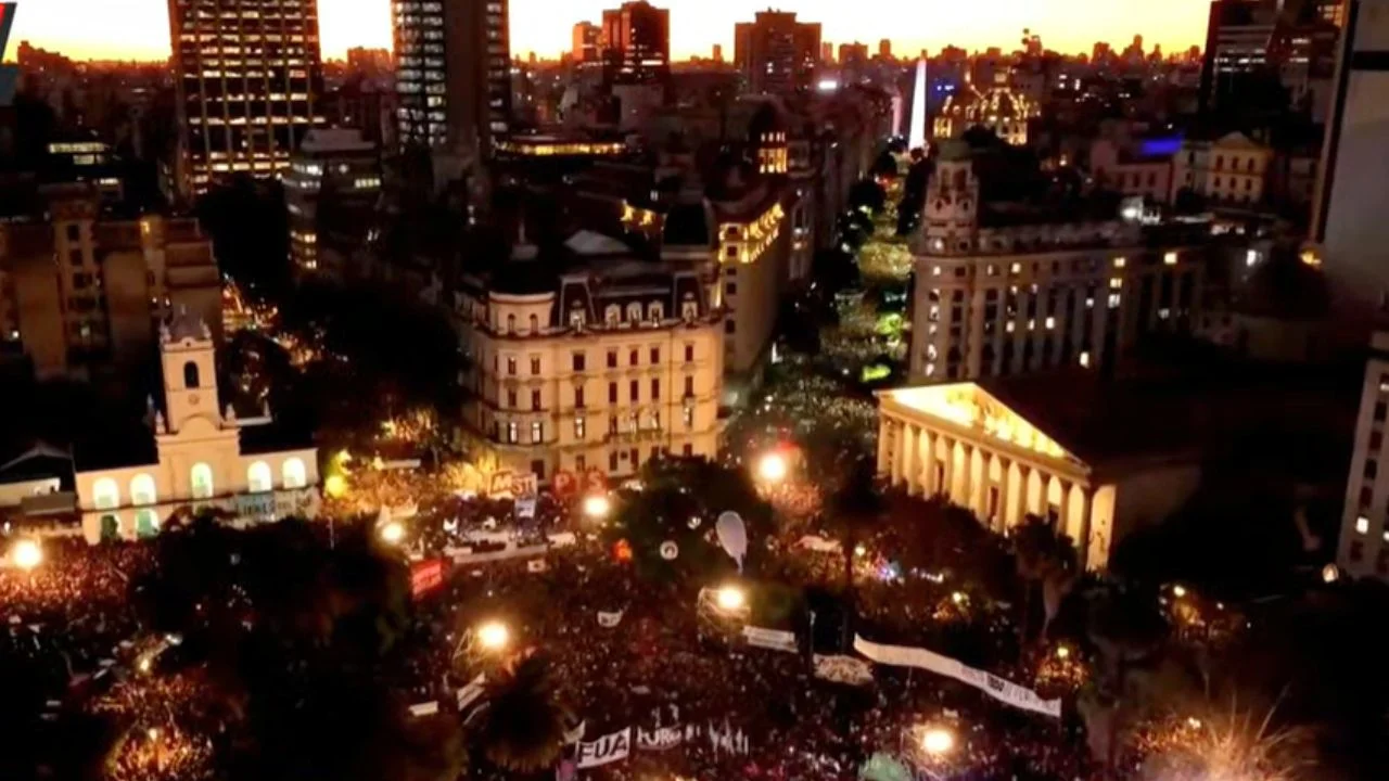 La actitud del Gobierno ante la universidad pública: ¿Javier Milei apunta a un sistema arancelado?