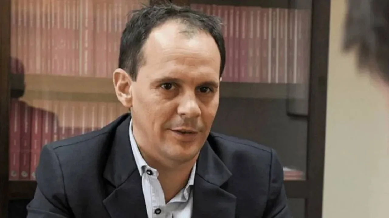 Spotorno: "El tipo de cambio oficial está atrasado 20%; el dólar debería costar $1.100"