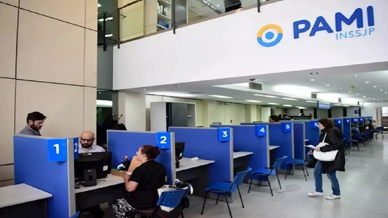 Por aumento de las prepagas, el PAMI recibe más afiliados y el sindicato asegura que "no sobran trabajadores"