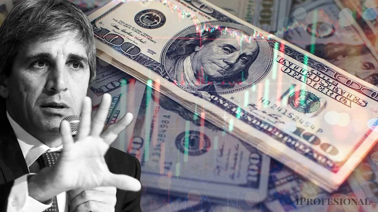 Precio más bajo de dólar esperado por economistas, en línea con Caputo