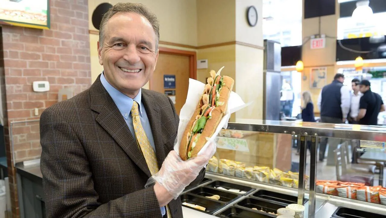 Fred DeLuca fundador de Subway
