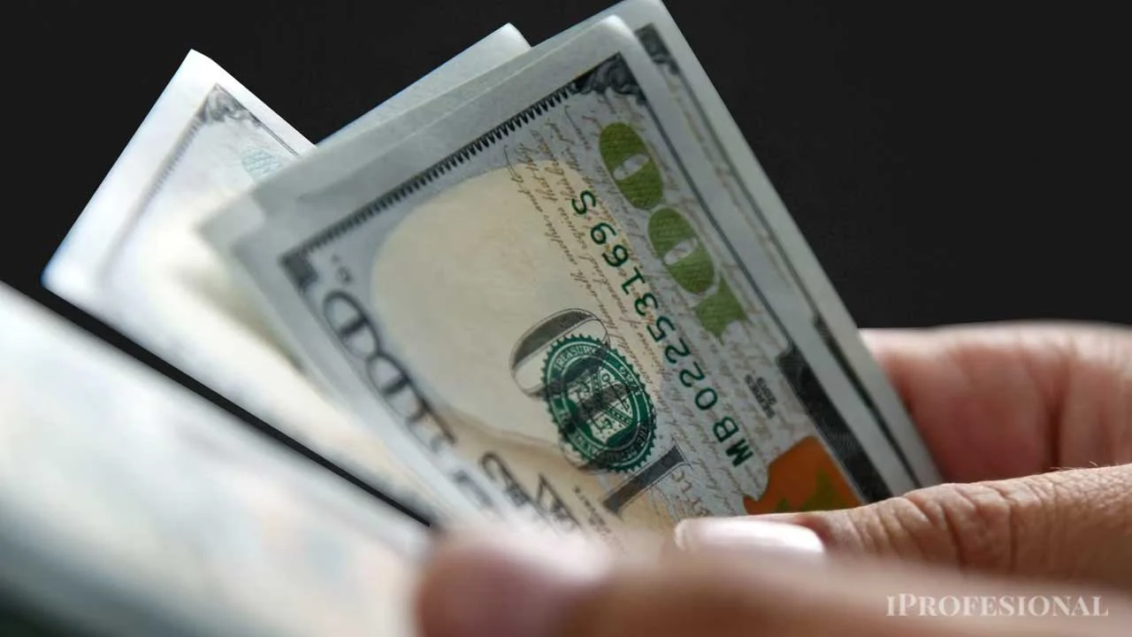 Empresarios y el dólar