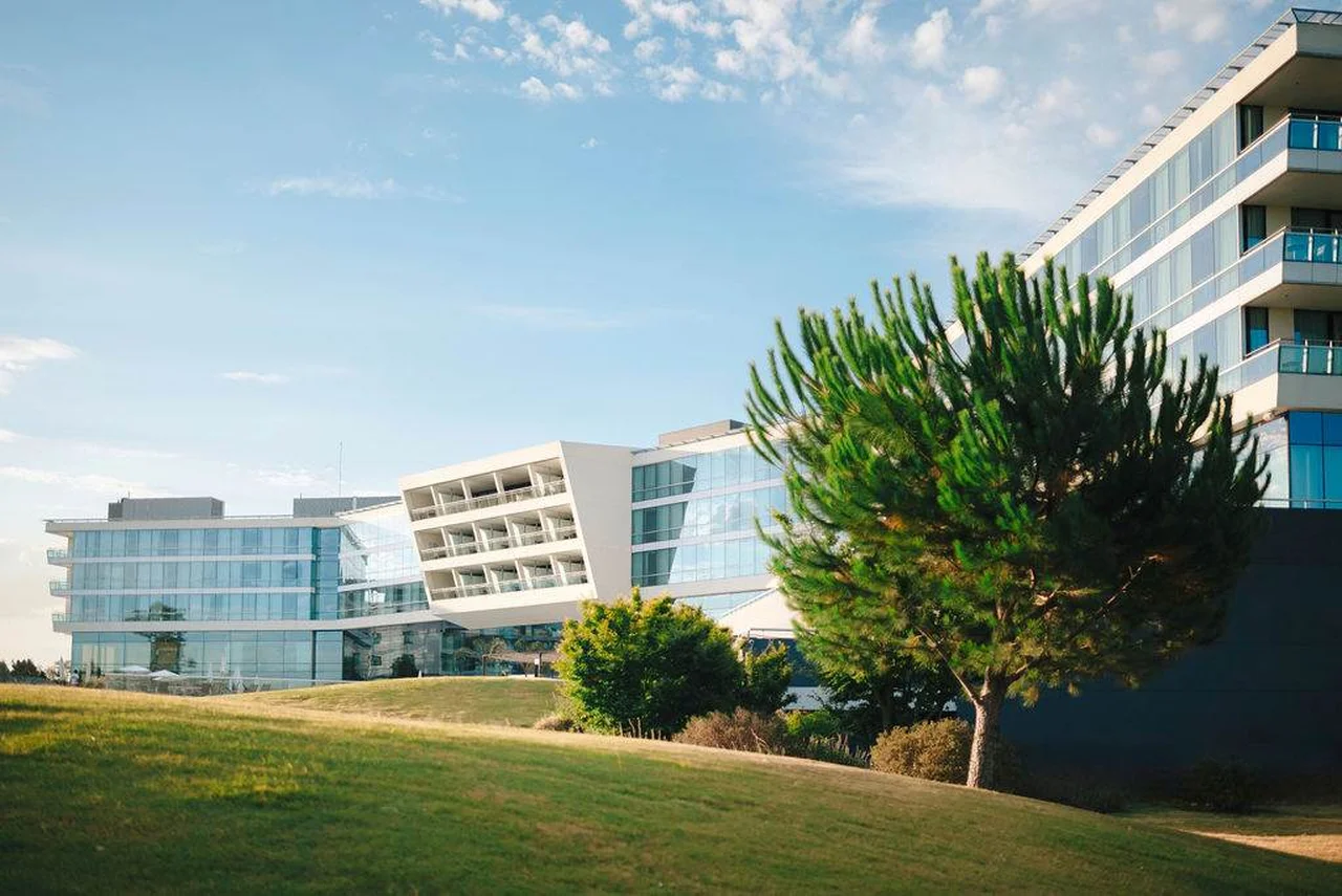 Hilton Pilar
