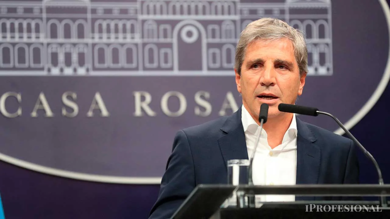 Medida histórica: el Gobierno acordó con el FMI, levantó el cepo y el dólar flotará entre $1.000 y $1.400