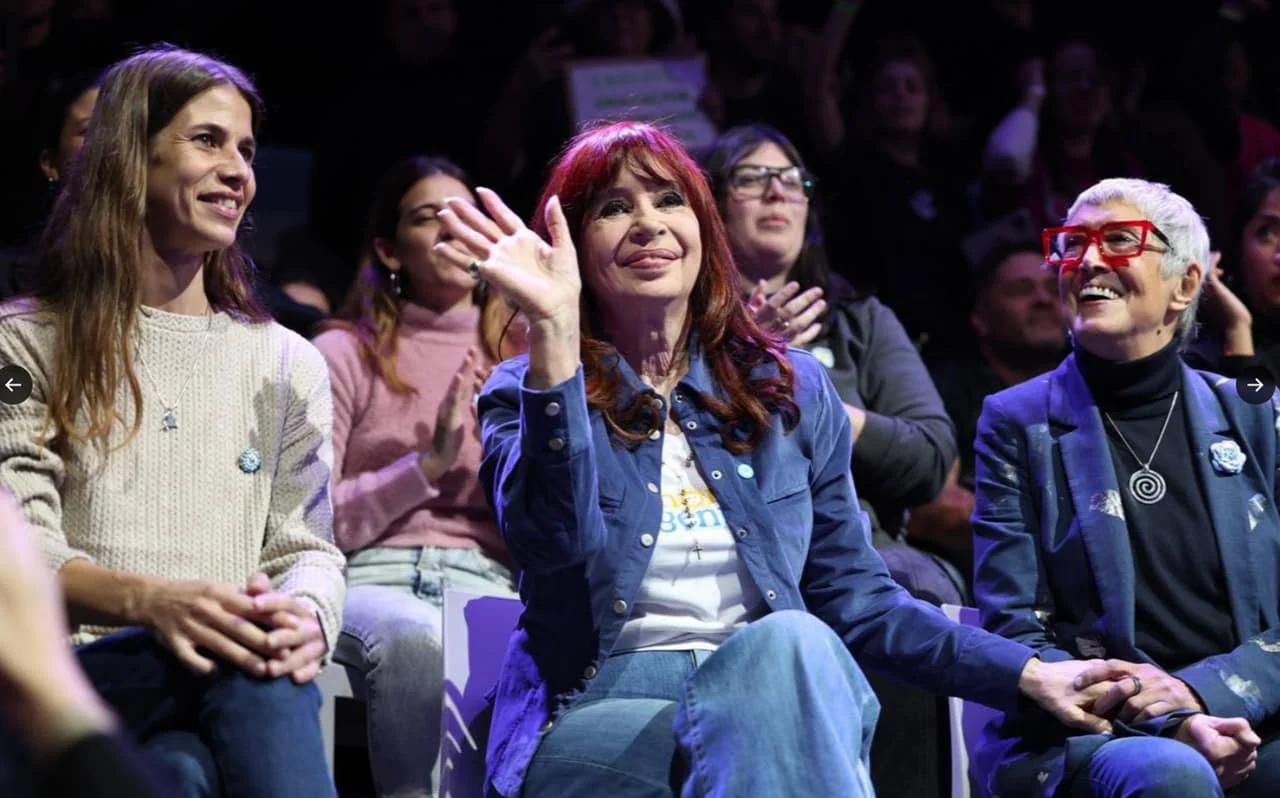 Cristina Kirchner aseguró que el modelo de Javier Milei terminará en "default"