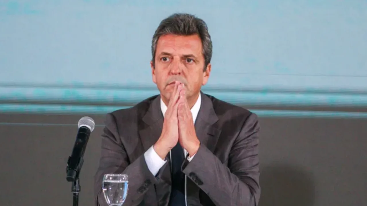 La nueva jugada de Massa para mejorar el horizonte financiero antes de las PASO