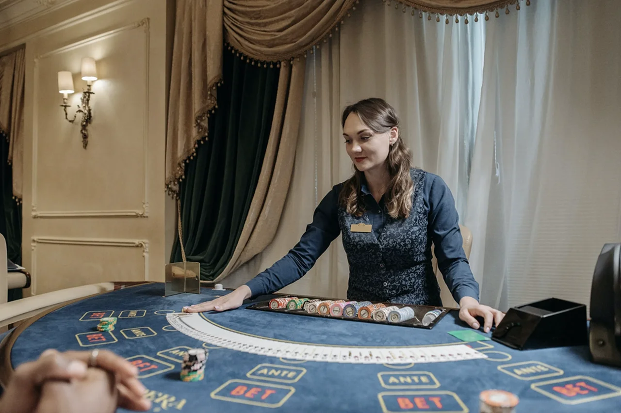 How Casino Operators Use Data Analysis to Prevent Money Laundering - It Never Ends, Unless...