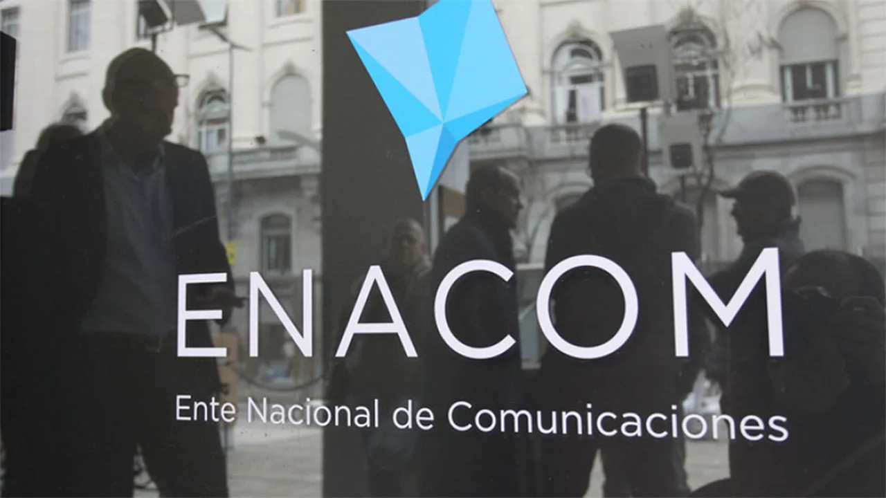 Enacom aprueba reglamento para validar la identidad de los usuarios de telefonía móvil