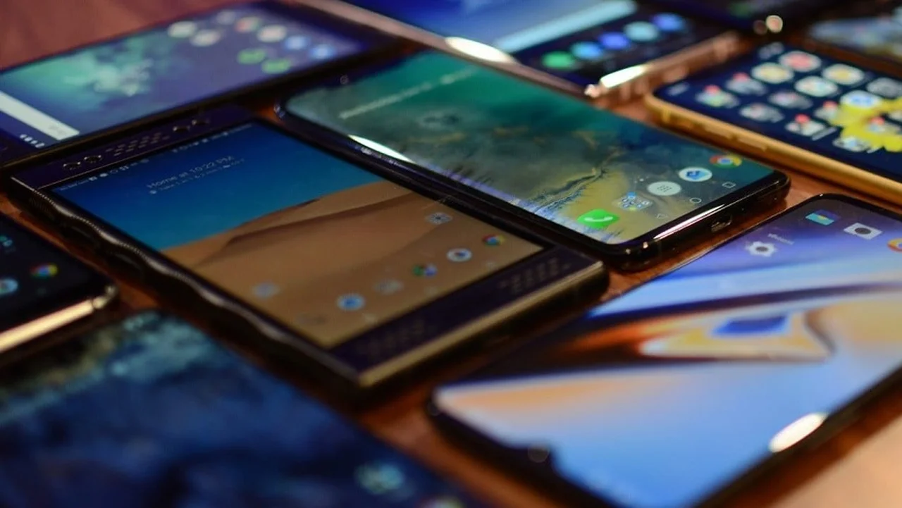 Nokia pronostica la muerte del smartphone antes de 2030: por qué tecnología serán reemplazados