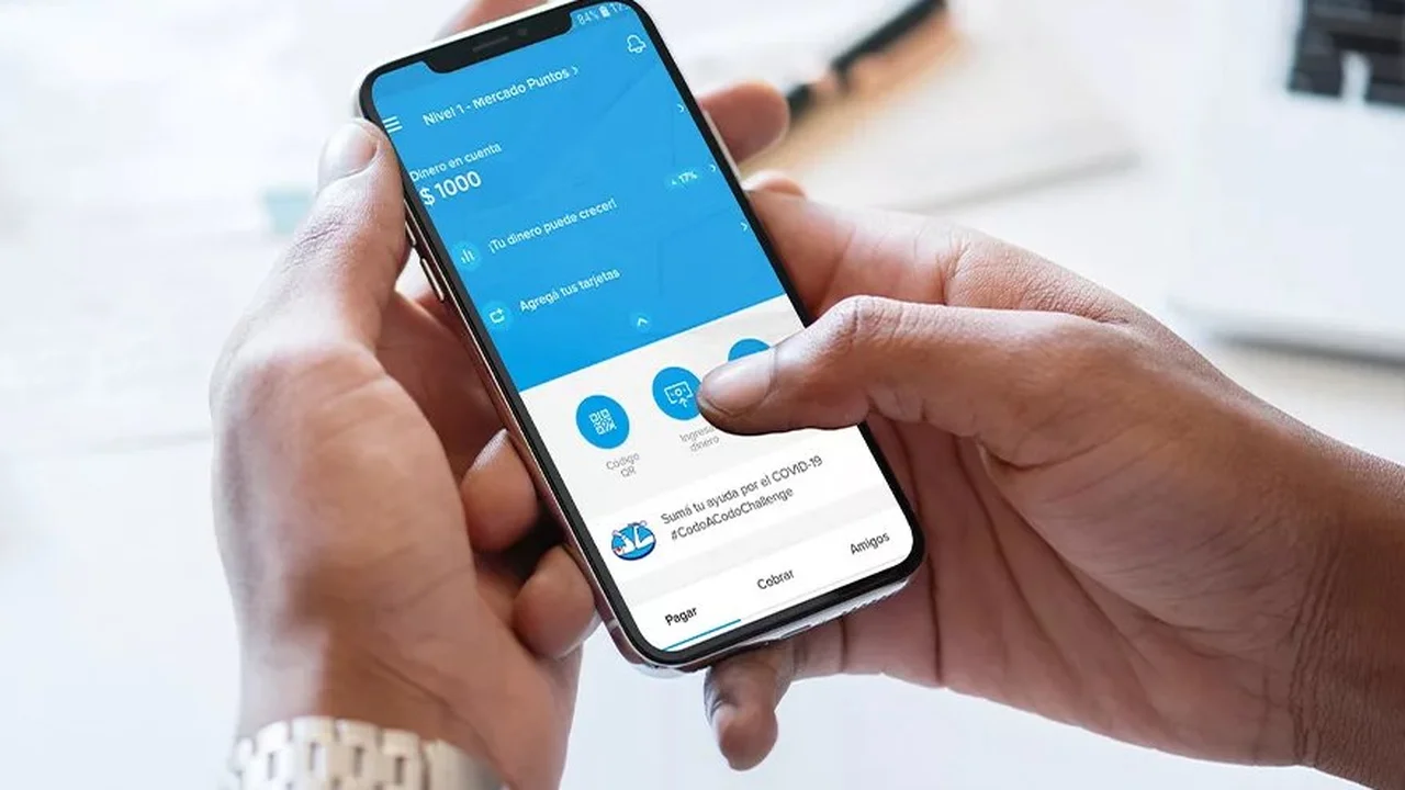Ahora podés comprar dólar digital y criptomonedas con Mercado Pago y en cuotas: cómo funciona