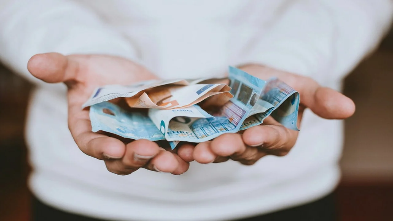 ¿Un visionario?: puso 100 euros, le pidió a ChatGPT que lo haga rico y ganó 1.200 en un día