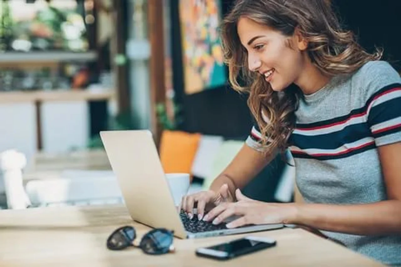 Cursos cortos para conseguir trabajo rápido y con sueldo en dólares: los puestos más buscados por las empresas