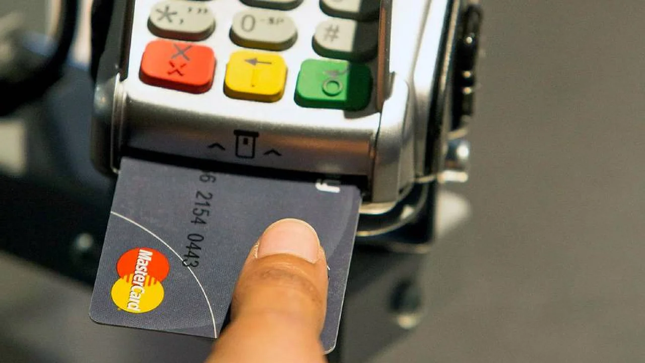 Cuáles son los cambios que afectarán los pagos con tus tarjetas en 2024: conocé de que se trata