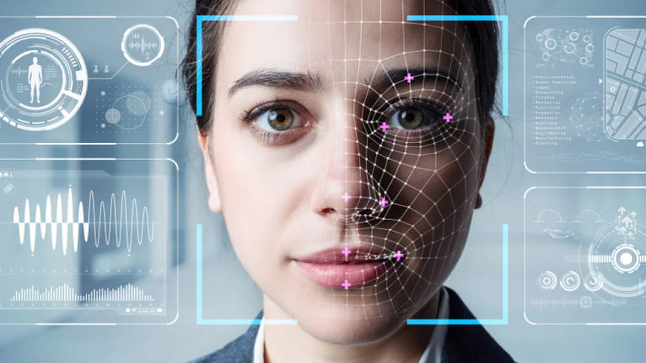 Reconocimiento facial por Inteligencia Artificial: así es la nueva herramienta que la "rompe" en China