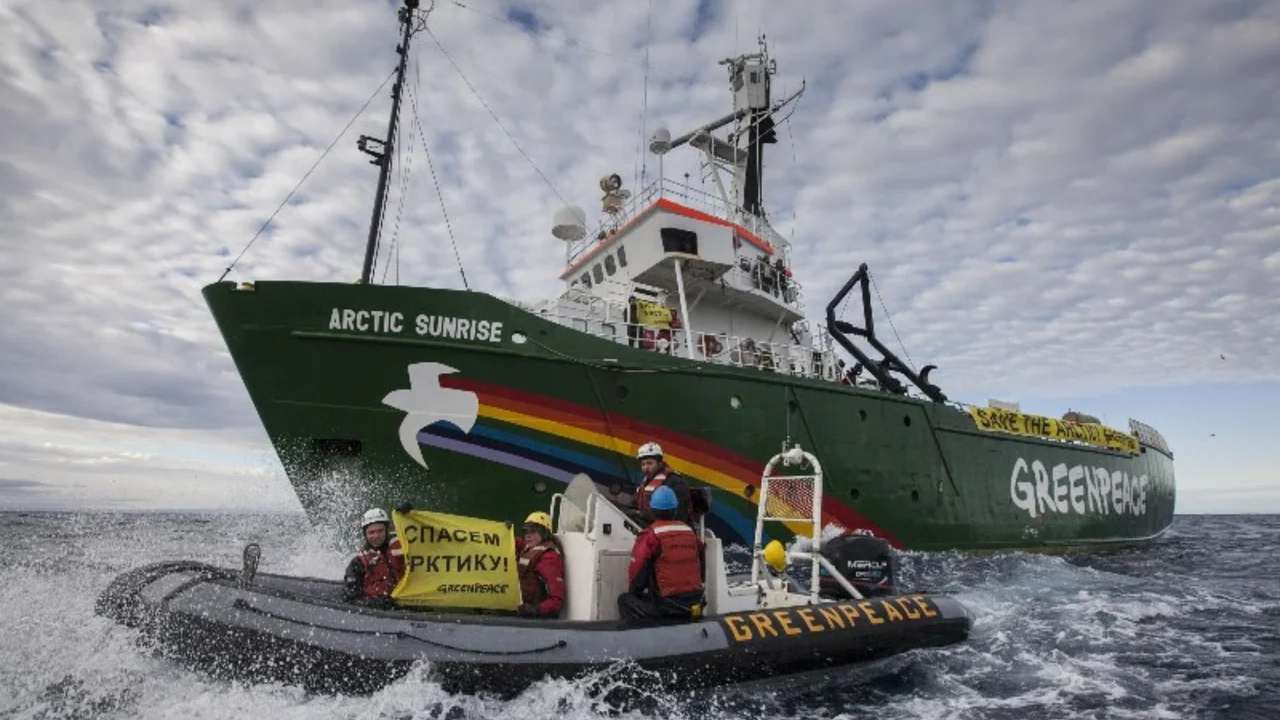 Greenpeace salió con los tapones de punta contra la minería Bitcoin vía un furioso tuit