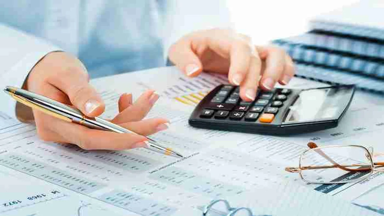 Bajó la recaudación tributaria en marzo y quedó por debajo de la inflación: ¿efecto de desaceleración?