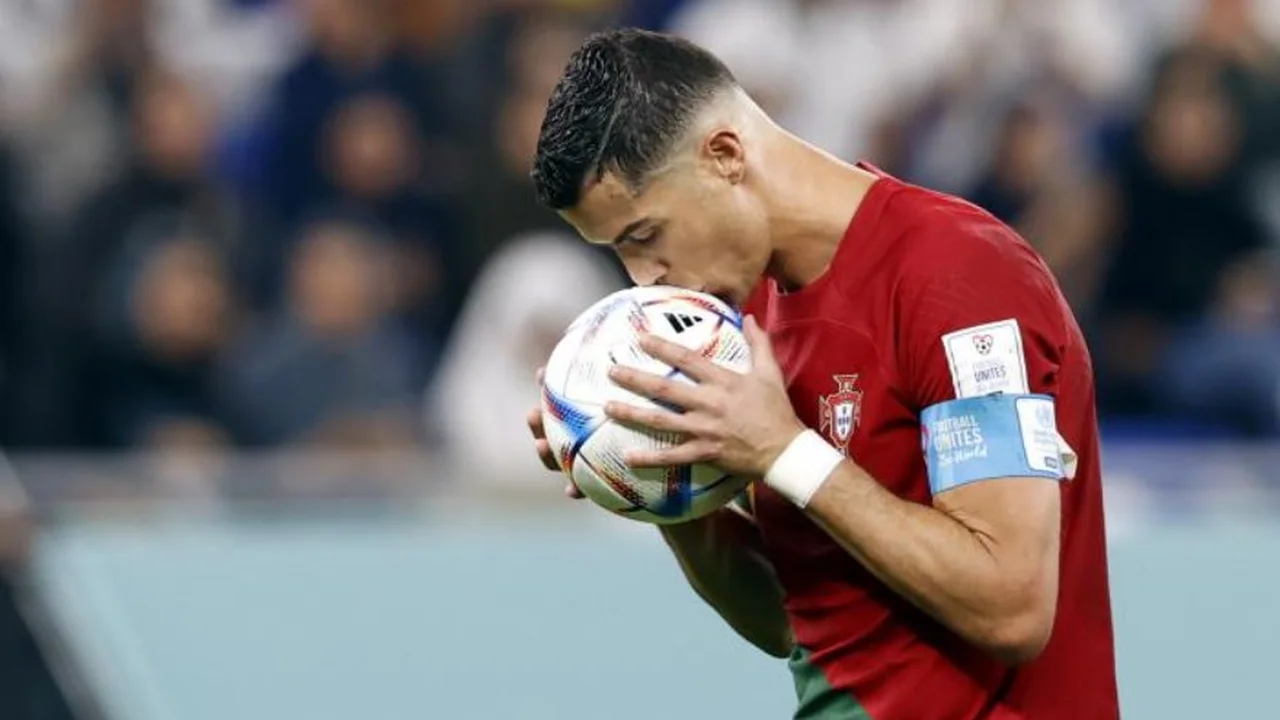 El astro portugués Cristiano Ronaldo contrató a Hotelverse para lanzarse al metaverso