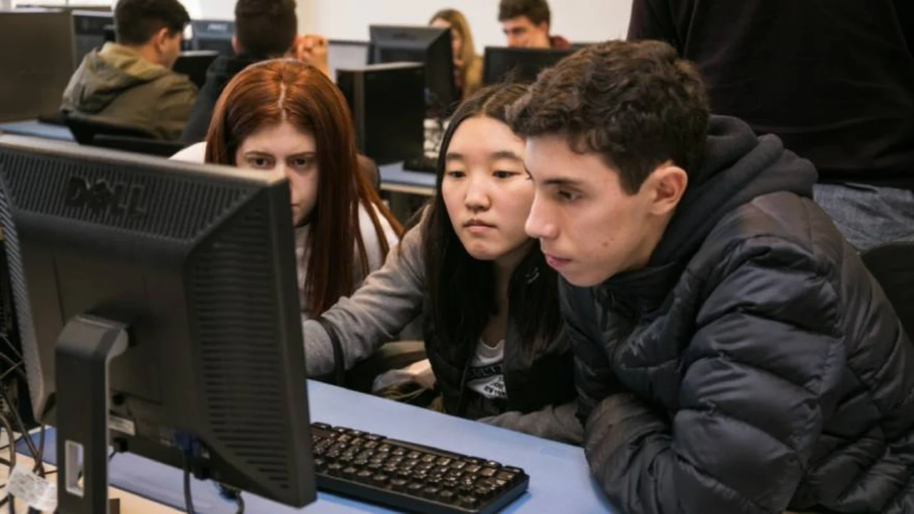 Fundación Telefónica Movistar lanza talleres gratuitos de innovación para escuelas: cómo inscribirse