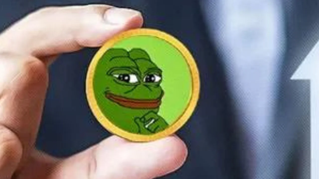 ¿Invertir o no en Pepe?: la popular memecoin marcó un nuevo máximo histórico en su precio y crece la especulación del activo