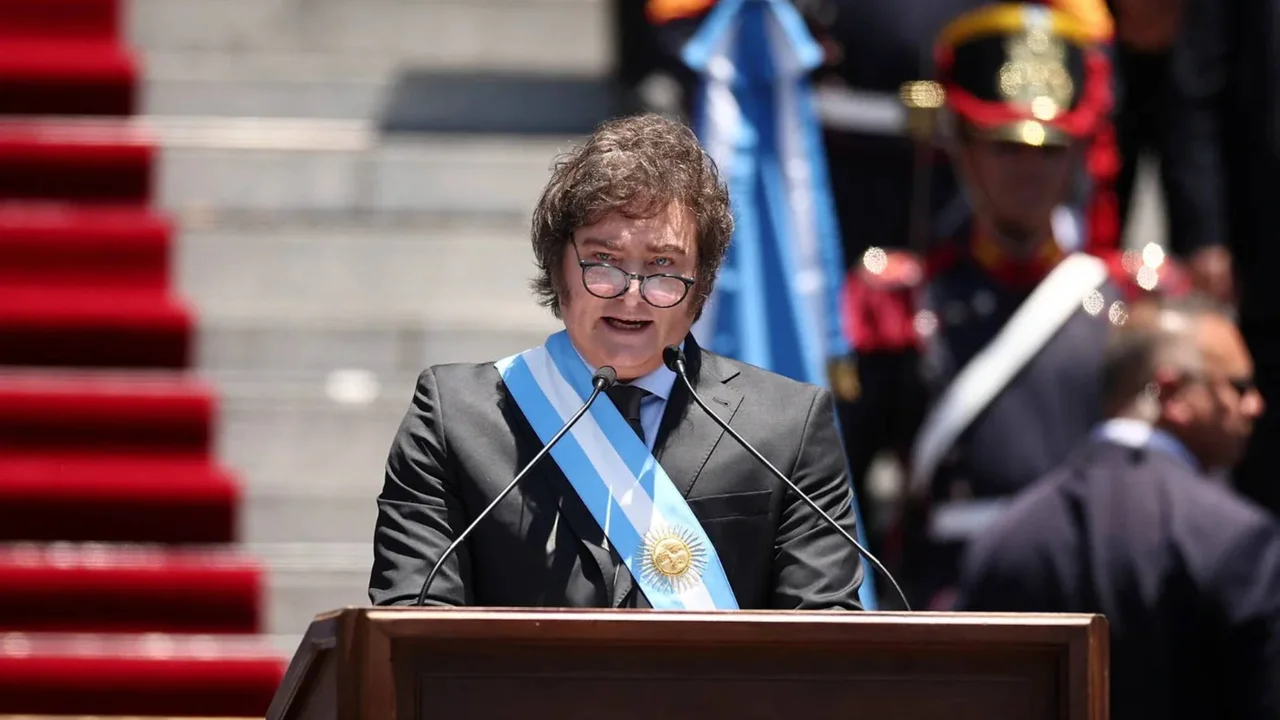 Ley Ómnibus: en qué consiste el blanqueo de capitales que propone Milei (que incluye a las cripto)