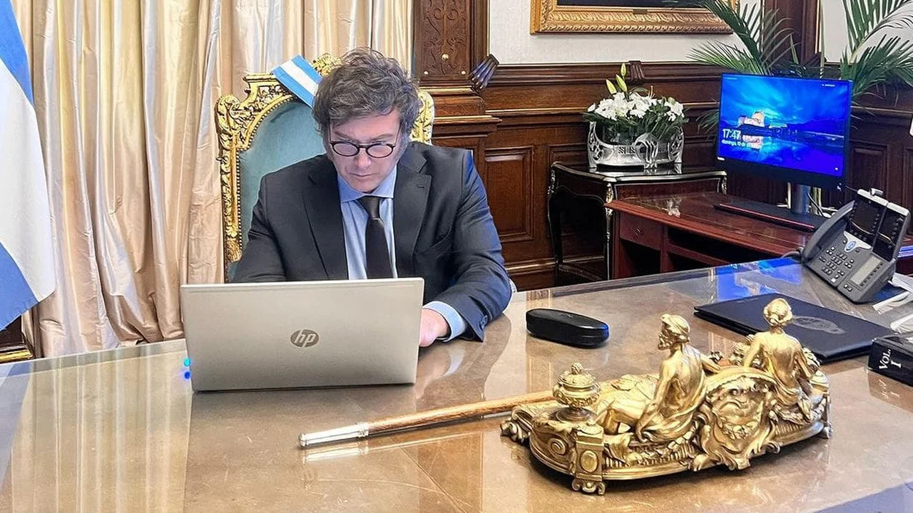 Primero prepagas, ahora Internet, cable y telefonía: cuánto pueden aumentar tras el "vía libre" de Milei