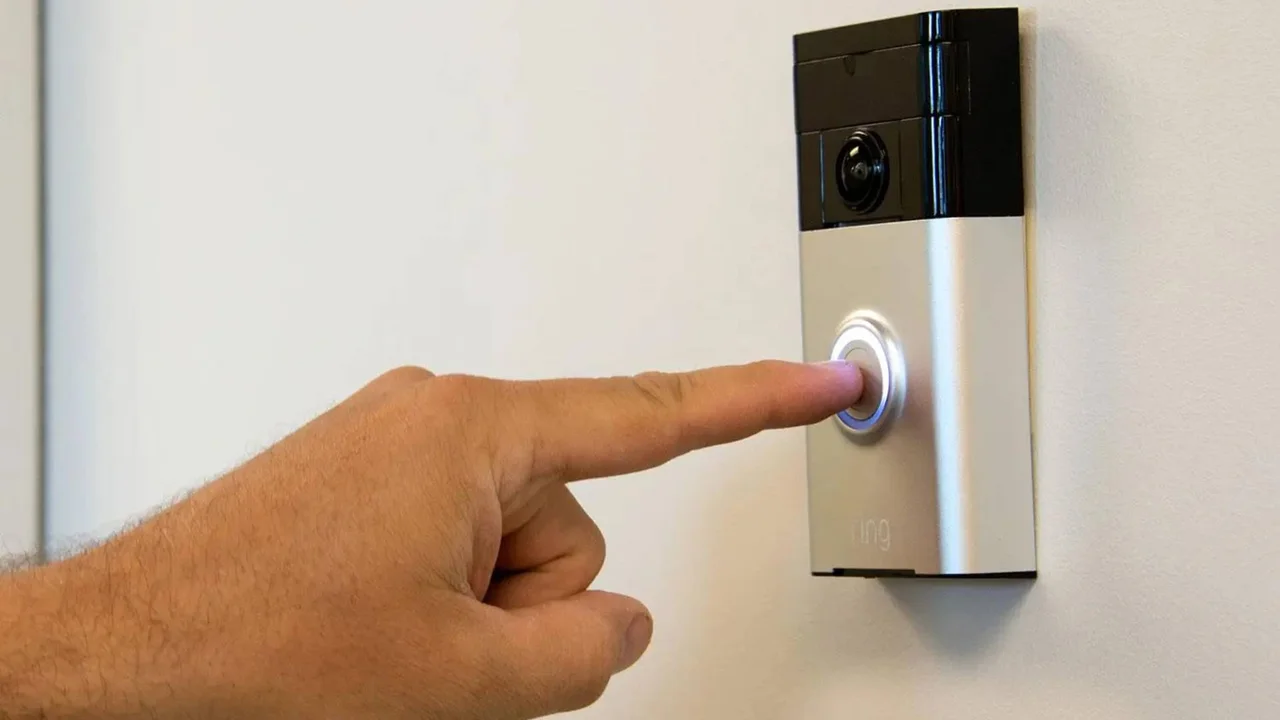 Usuario crea un timbre con inteligencia artificial que automatiza las respuestas: así funciona RinGPT