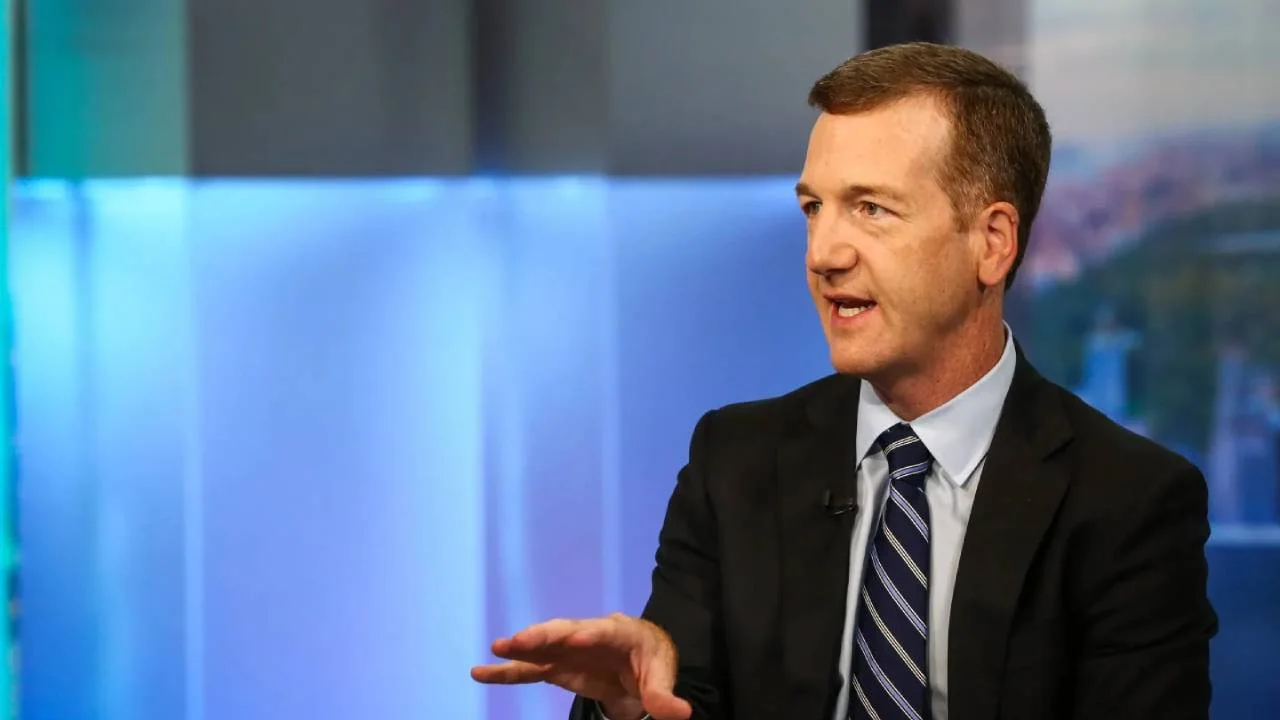 Caída de los mercados: gurú de Morgan Stanley vaticina una "caída histórica" del S&P 500 a corto plazo