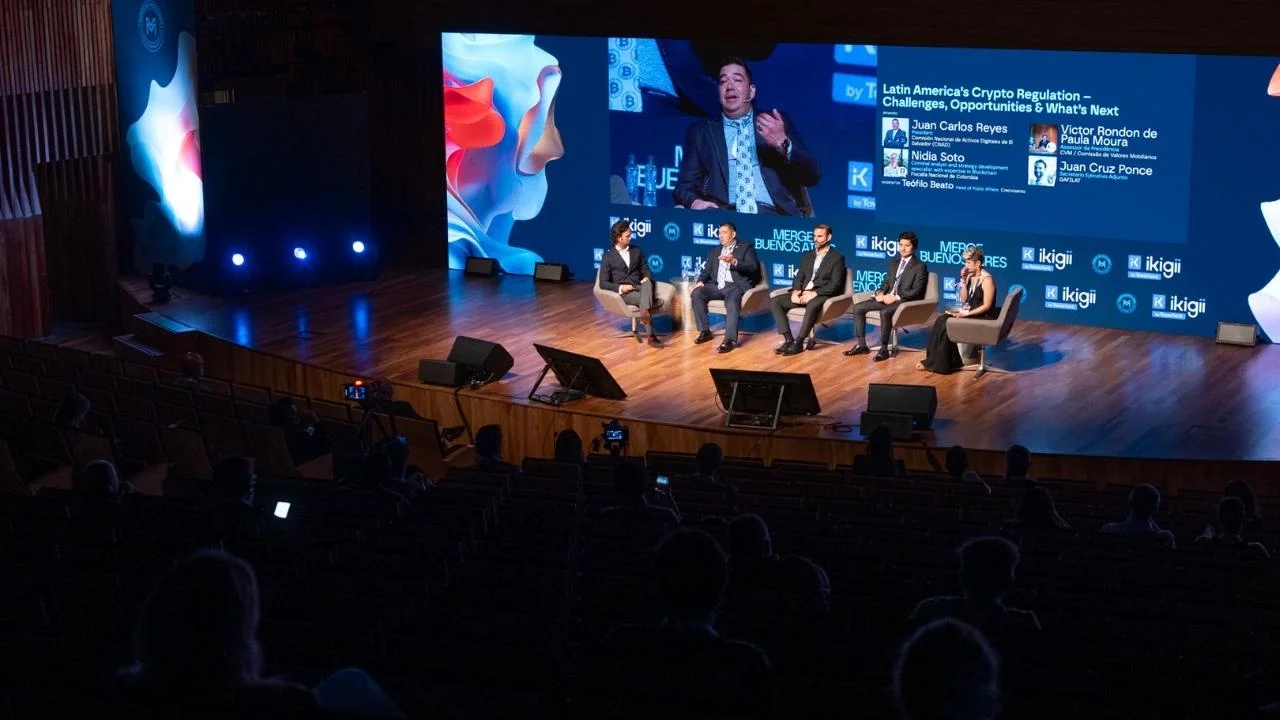 La CNV abrirá consulta pública de tokenización: ¿qué puede aprender Argentina de El Salvador?